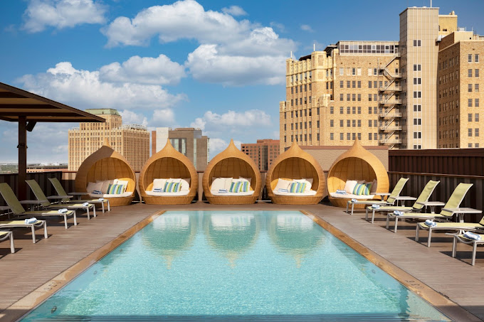 hyatt_pool